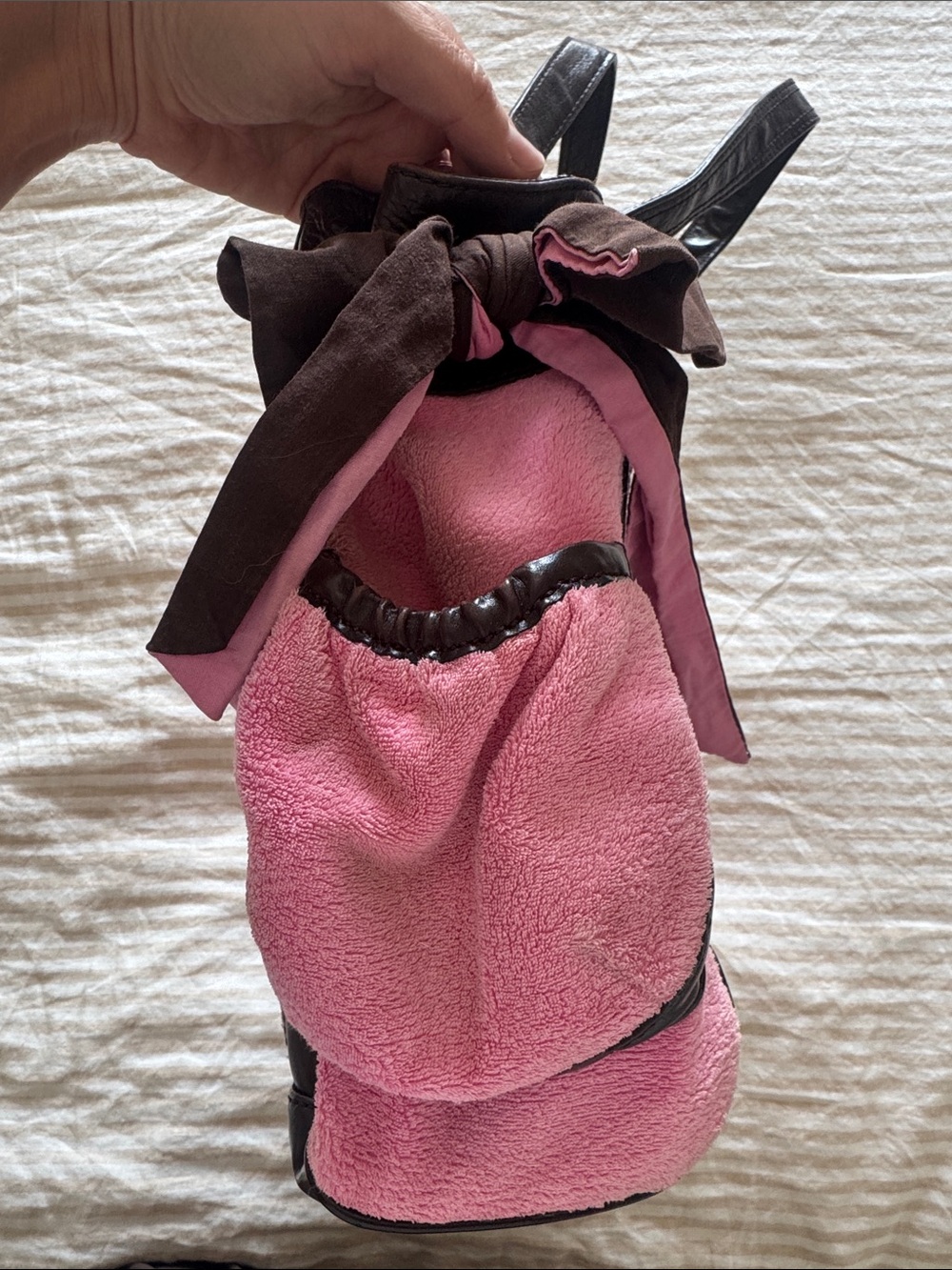 Vintage RARE Juicy Couture Pink Shoulder Bag with Dark Brown Trim and Charm - Picture 4 of 12